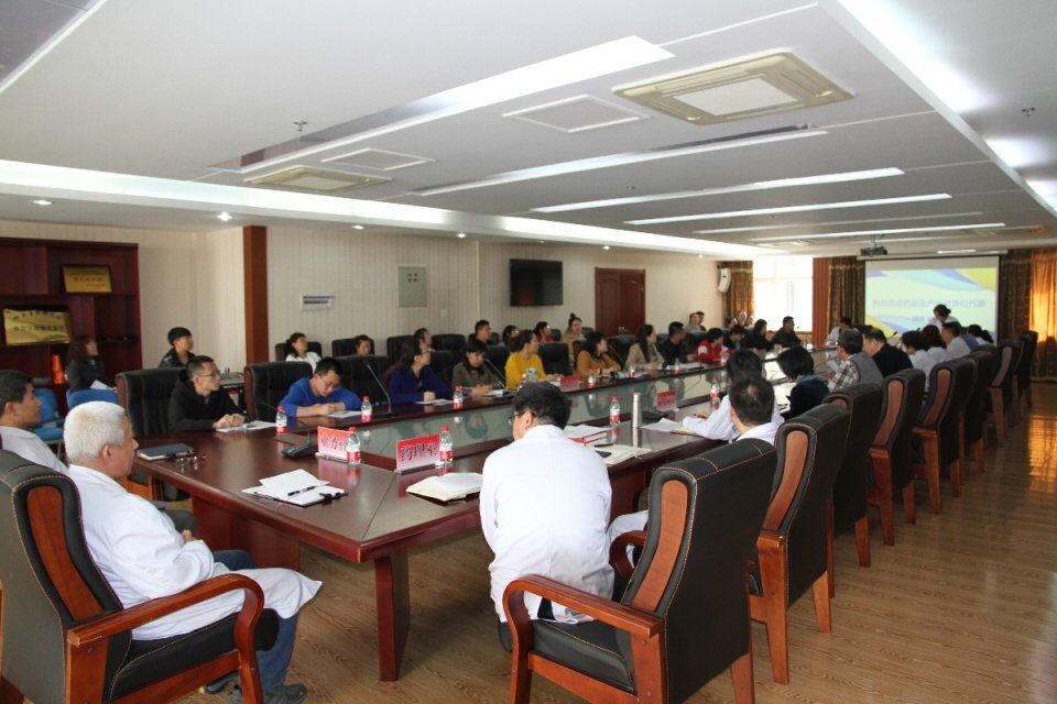 企业代表.jpg 企业代表.jpg